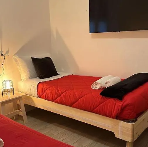 Basic Separate Building Triple Room